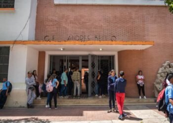 Advirtieron que más del 60 % de las instituciones educativas en Venezuela necesitan reparaciones