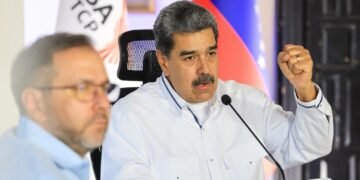 Maduro afirmó junto a aliados que su barco «ya está en el mar»