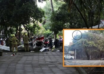 Revelan VIDEO del momento exacto en el que cae una avioneta en Medellín