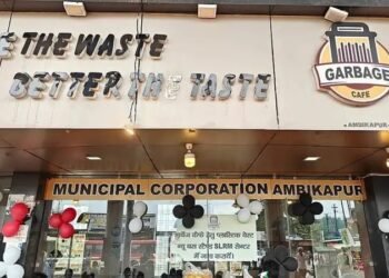 Las cafeterías en las que los clientes pagan con basura