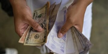 ¡Otra subida! Dólar BCV no da tregua y golpea constantemente al bolsillo de los venezolanos