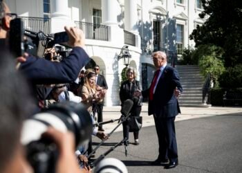 Trump dice que atacaron otra embarcación cerca de las costas de Venezuela