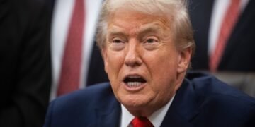 Trump dijo que mantendrá en secreto sus próximas acciones sobre el petróleo venezolano