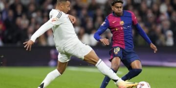 Lamine Yamal superó a Kylian Mbappé como el jugador más valioso del mundo, según Transfermarkt