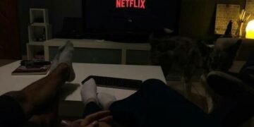 Una serie de apenas seis capítulos arrasa en Netflix y genera furor entre los fanáticos