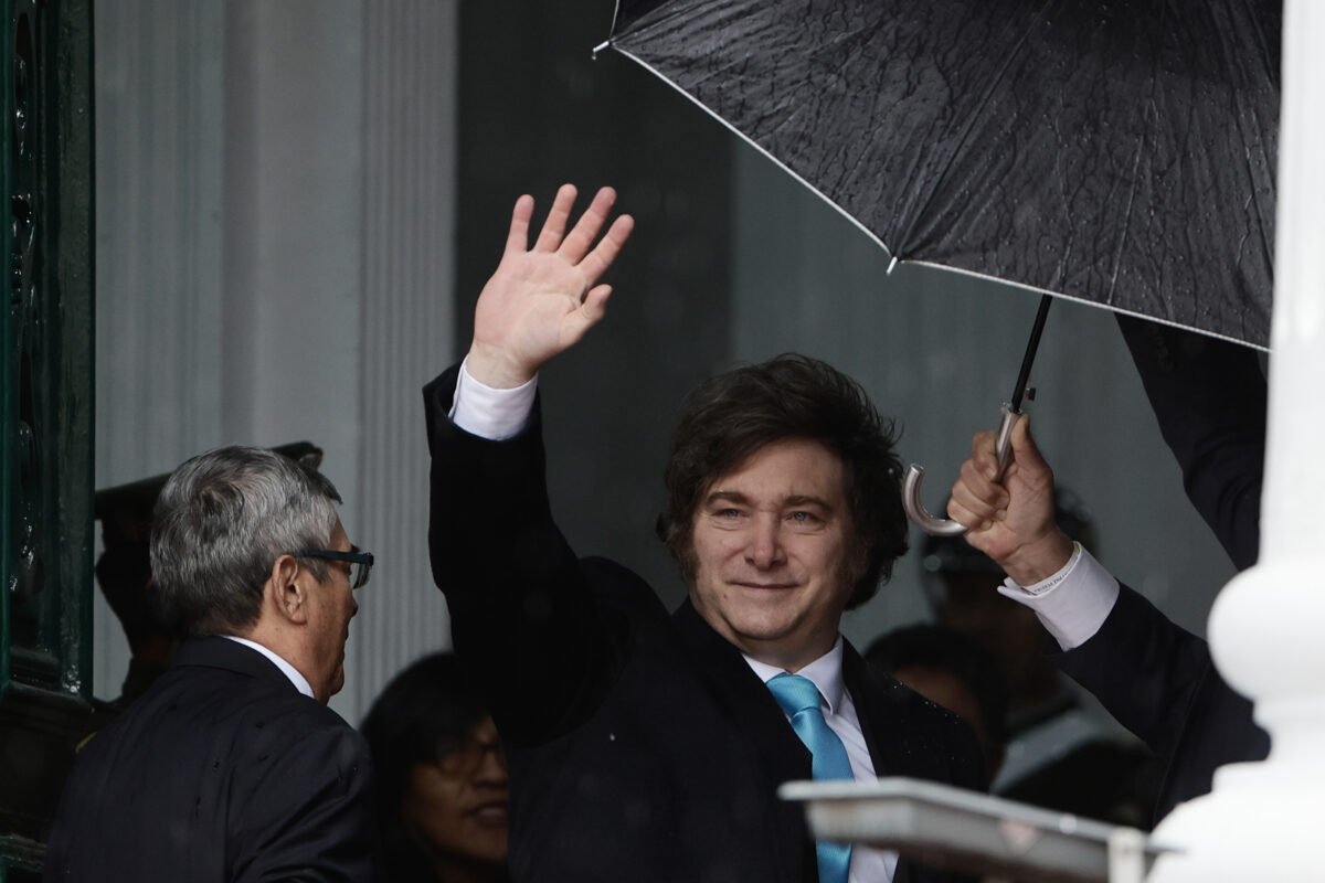 #TeExplicamosElDía | Sábado 17 de enero Rodrigo Paz asume la presidencia de Bolivia y marca el fin de 20 años de gobiernos de izquierda