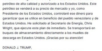 Trump dijo que Venezuela entregará entre 30 y 50 millones de barriles de petróleo a EE UU