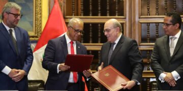 El secretario general de la OEA reiteró su disposición a apoyar la transición en Venezuela