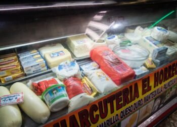 Comenzó el pago del bono “Único Familiar”: ¿para qué alcanza?