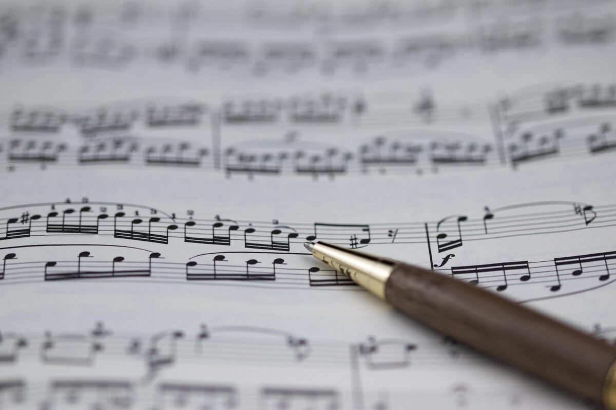 ¿Cuánto dinero necesitan los venezolanos para mantenerse en el país?