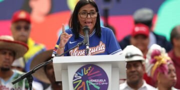 Gobierno anunció el pago del “Bono de Responsabilidad Profesional”: ¿quiénes lo reciben y a cuánto equivale?