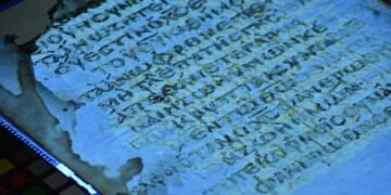 Recuperaron 42 páginas perdidas de un manuscrito del siglo VI: los capítulos de Pablo que existían antes de la Biblia actual