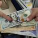 El bolívar ha perdido casi la mitad de su valor frente al dólar en lo que va de 2026
