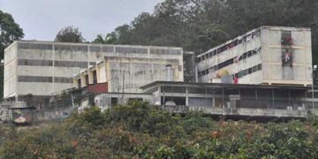 Clippve convocó a un pancartazo frente al INOF para exigir libertad de presas políticas