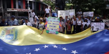 Coalición Sindical convocó una marcha a la Embajada de EEUU en Caracas para exigir transición (VIDEO)