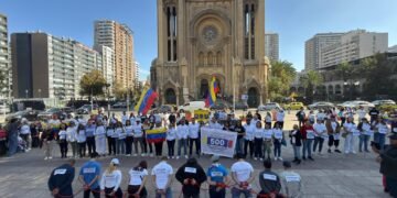 Venezolanos exigieron en varios países de Latinoamérica la libertad de los presos políticos (IMÁGENES)